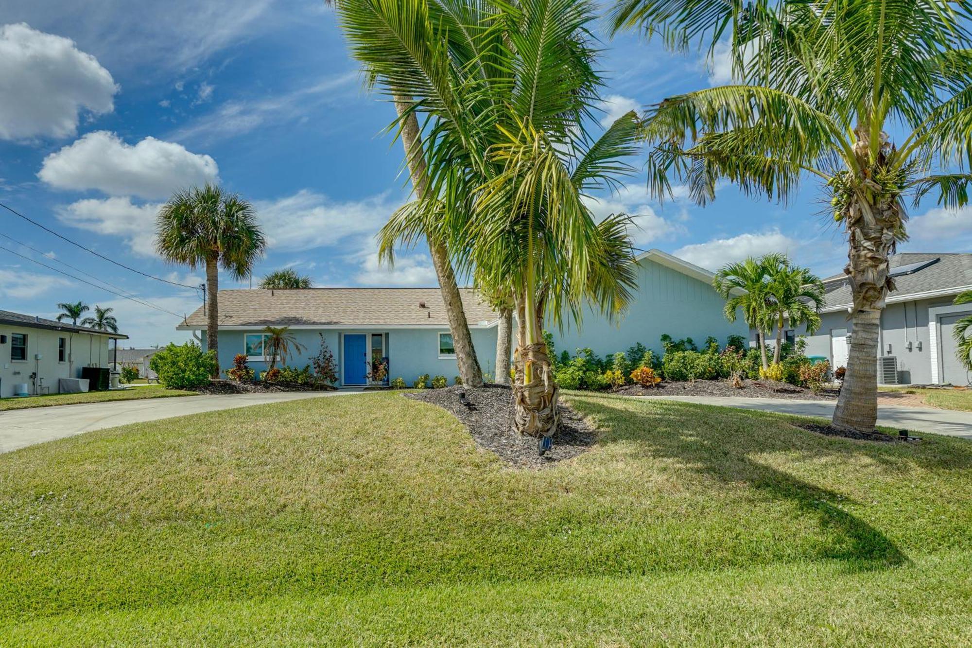 Beachy Cape Coral Home - Swim, Fish, Boat! Luaran gambar